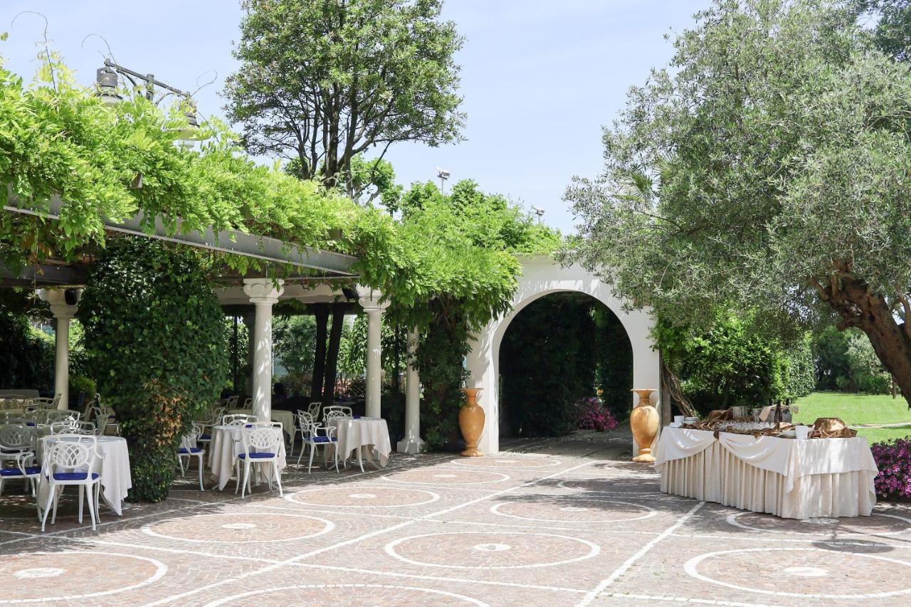 Hotel Aurelia Milano Marittima Exterior photo